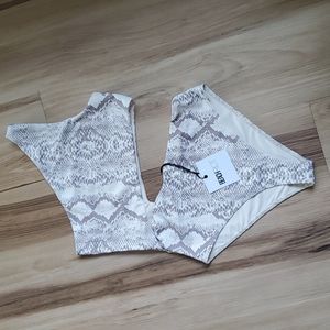 Beach Riot - Celine One Piece